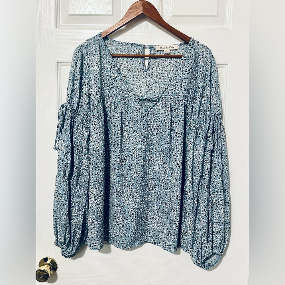Vine & Love Blue Patterned Blouse